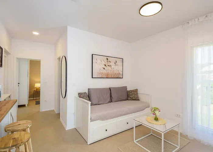 Mostina Near River Apartment Ploce (Dubrovnik-Neretva)